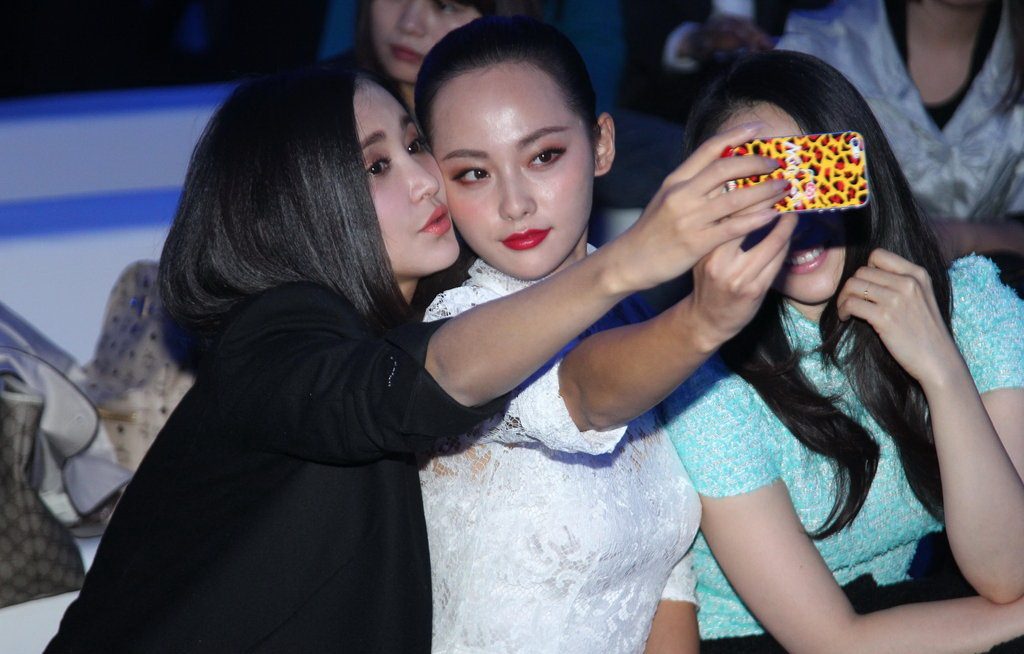 Xinyi Zhang HD Images/Photo Gallery Download #7023382
