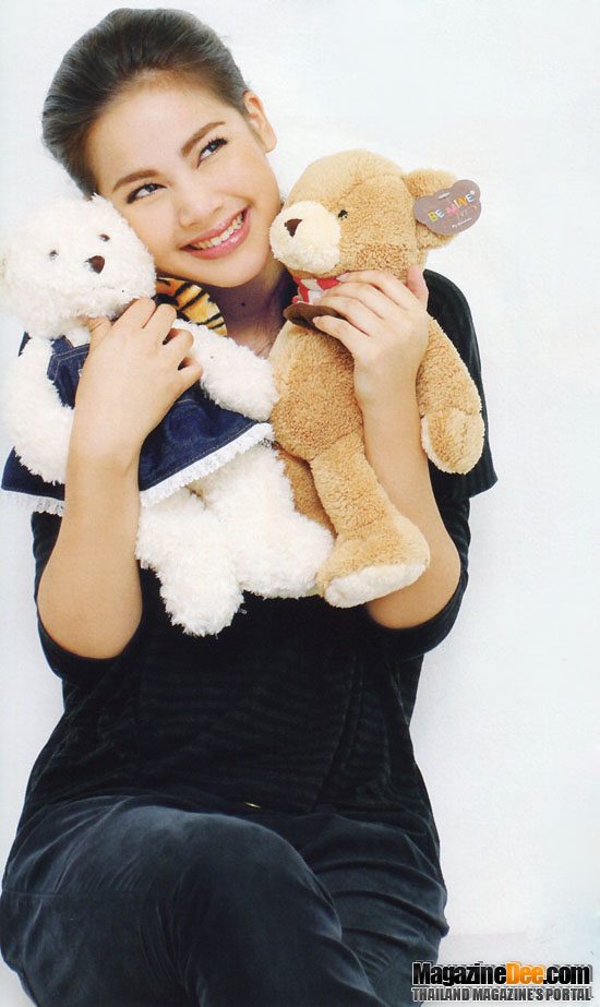 Urassaya Sperbund HD Images/Photo Gallery Download #6201455