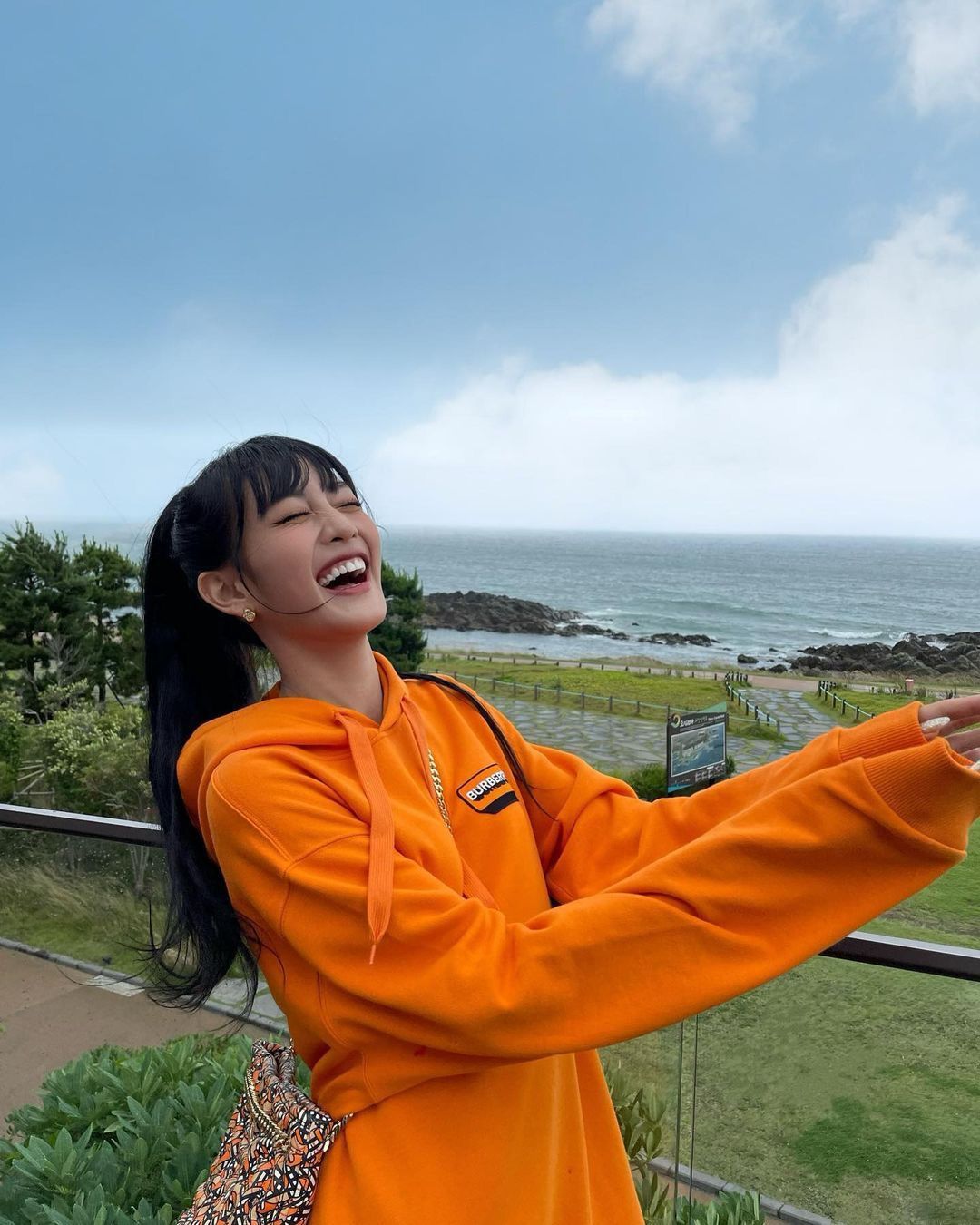 Minnie Nicha Yontararak HD Images/Photo Gallery Download #7929305