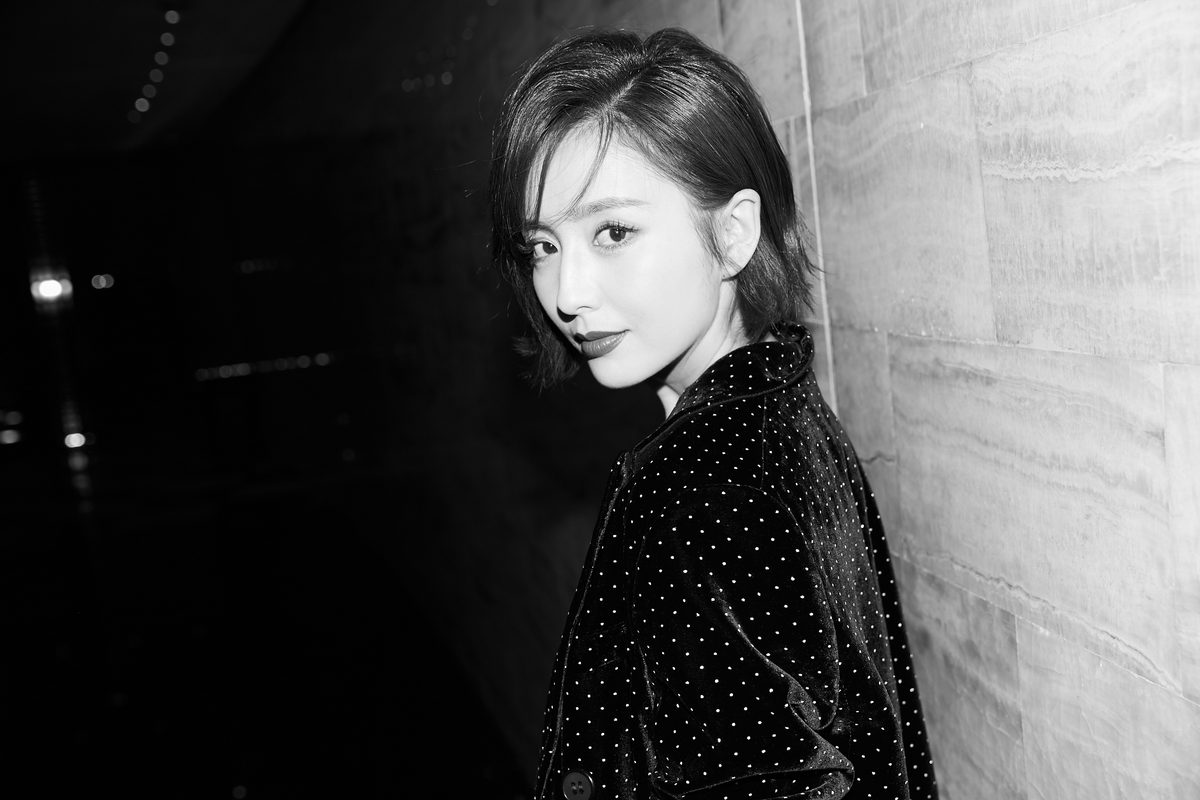 Liya Tong HD Images/Photo Gallery Download #6881789