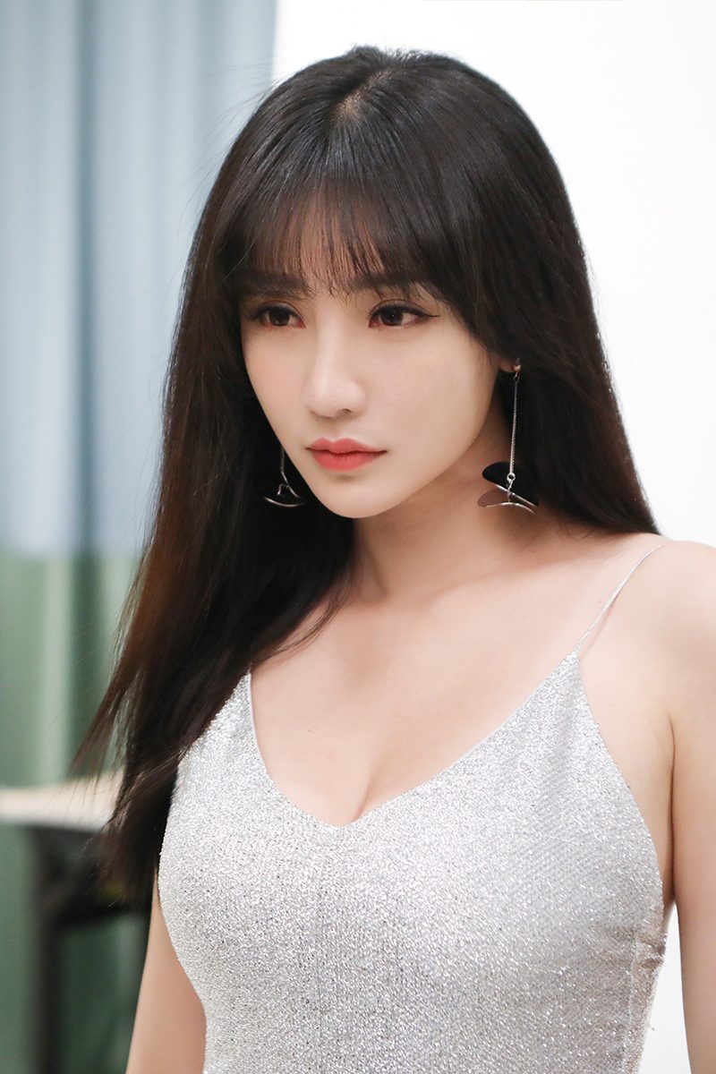 Yan Liu HD Images/Photo Gallery Download #1974235