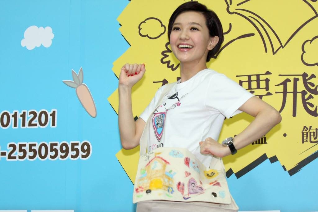 Amber Kuo HD Images/Photo Gallery Download #826986