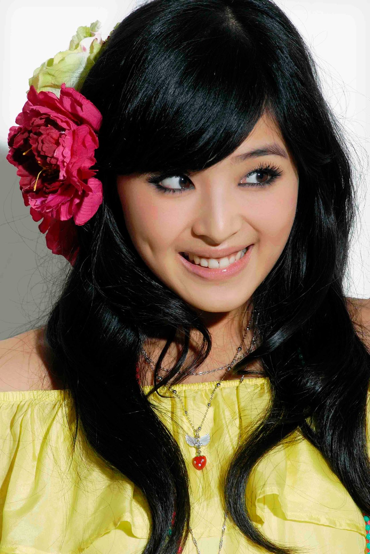 Hanyun Zhang HD Images/Photo Gallery Download #1963178