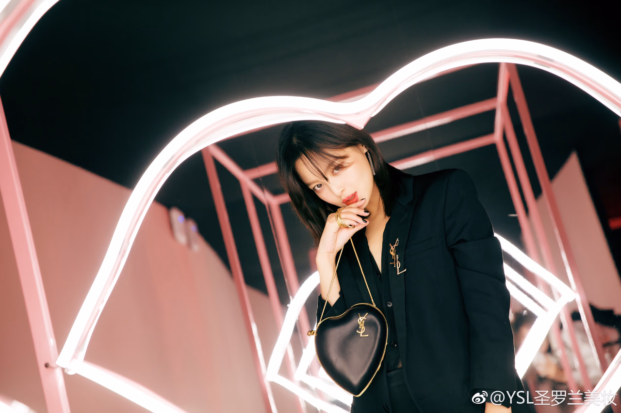 辛芷蕾 高清写真/照片下载 #3446277