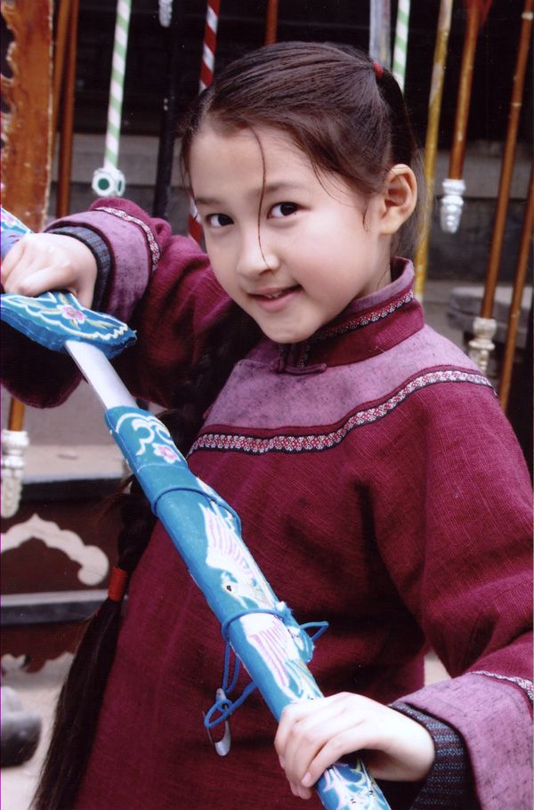 Xiaotong Guan HD Images/Photo Gallery Download #817397