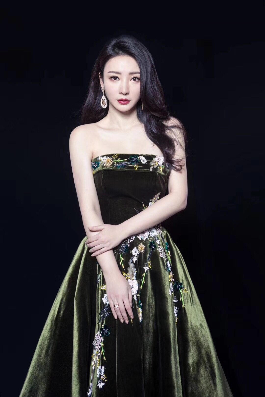 Yan Liu HD Images/Photo Gallery Download #1974614
