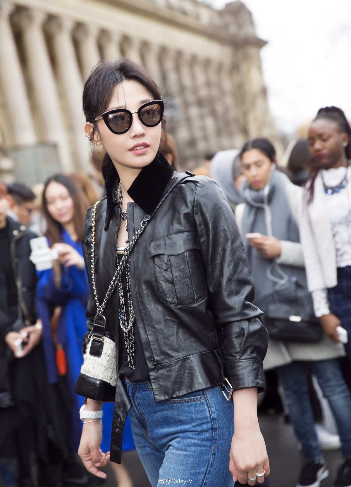 Baihe Bai HD Images/Photo Gallery Download #7091294