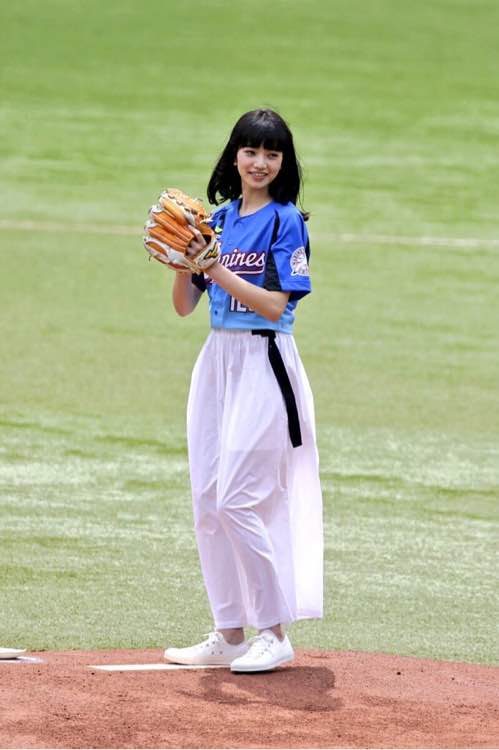 小松菜奈 高清写真/照片下载 #4386539