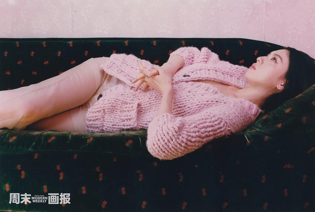 미요시 아야카 HD 이미지/사진 갤러리 다운로드 #9568558