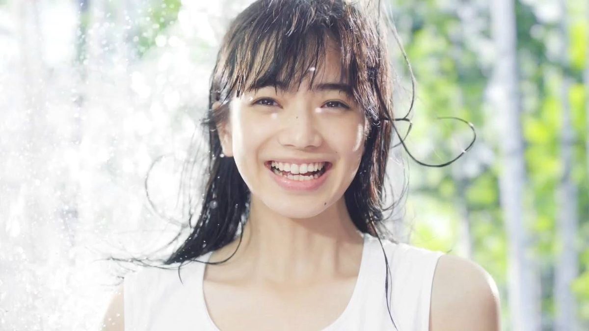 고마츠 나나 HD 이미지/사진 갤러리 다운로드 #3896729