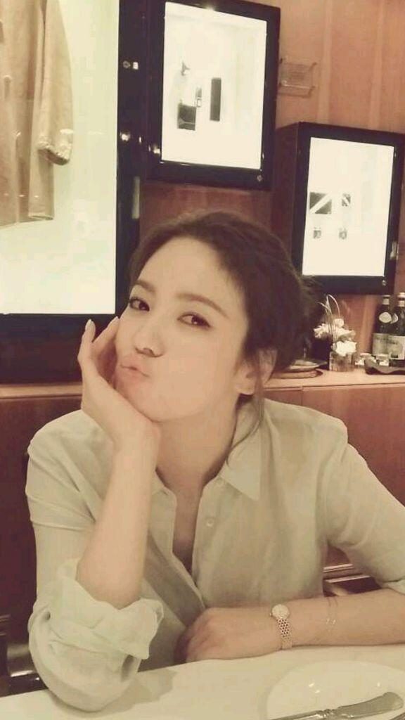 Hye-kyo Song HD Images/Photo Gallery Download #1707173