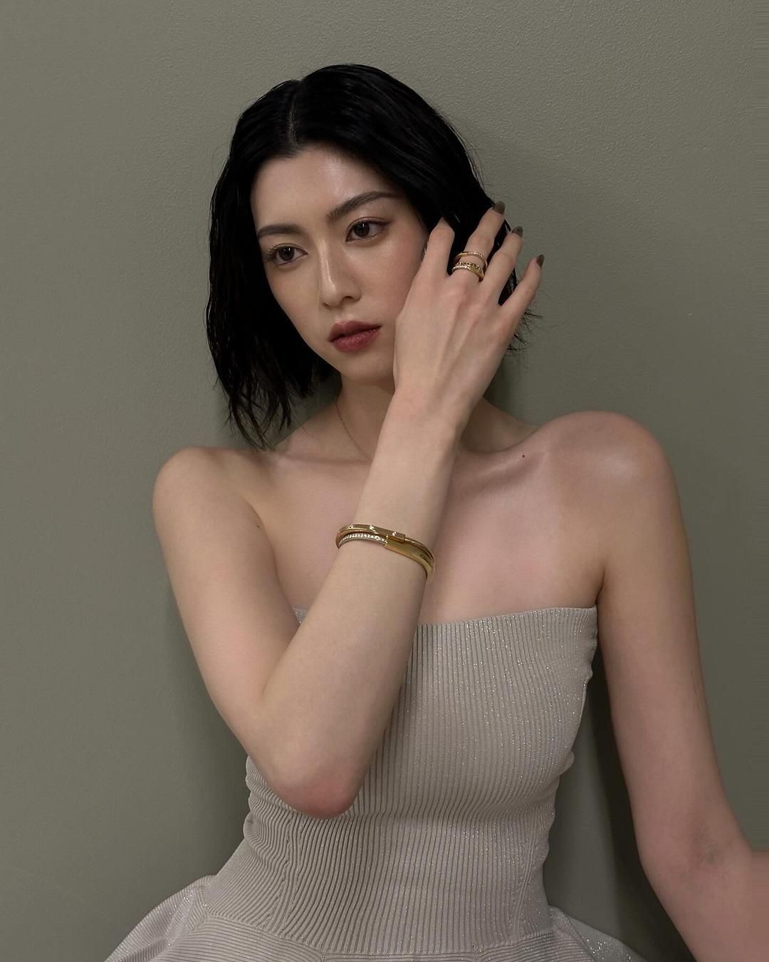 三吉彩花 高清写真/照片下载 #9568503