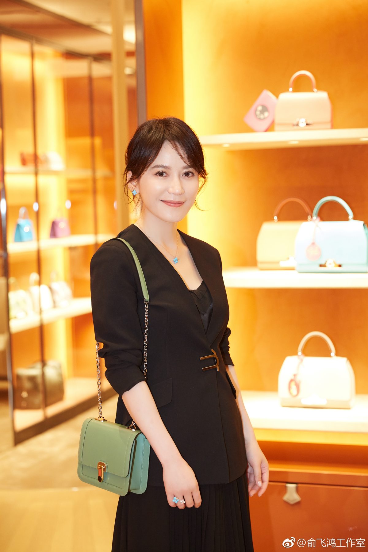 Feihong Yu HD Images/Photo Gallery Download #1664390