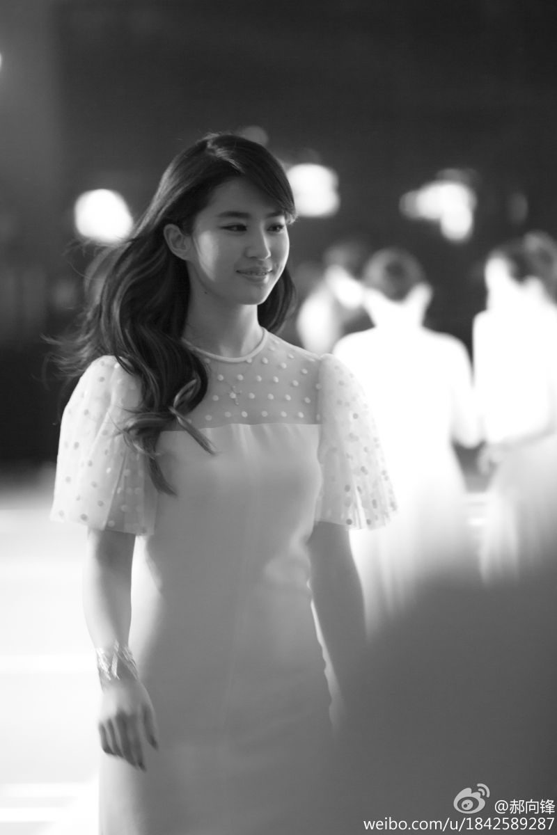Liu Yifei HD Images/Photo Gallery Download #6691360
