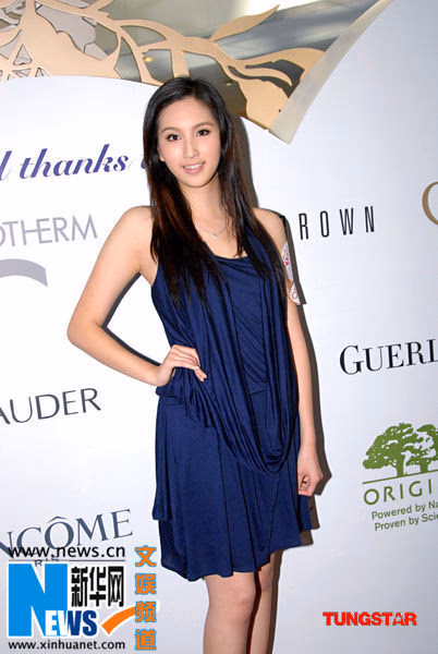 何傲儿 高清写真/照片下载 #3337658