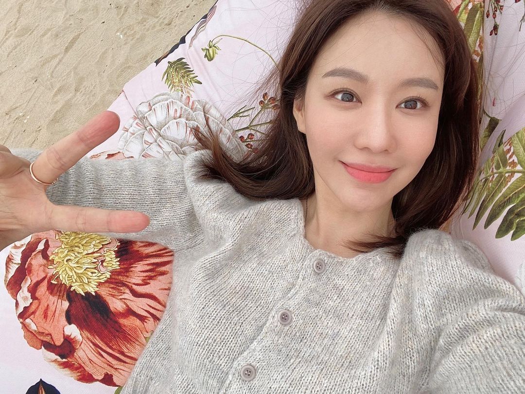 Ah-jung Kim HD Images/Photo Gallery Download #7407114