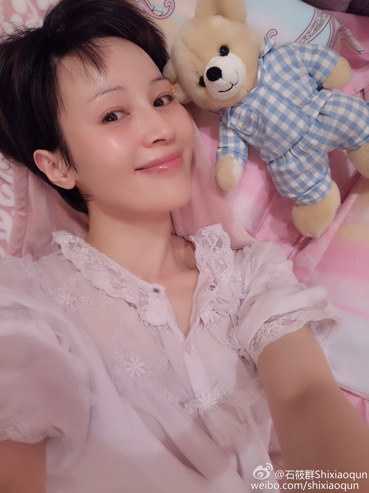 Xiaoqun Shi HD Images/Photo Gallery Download #3487435