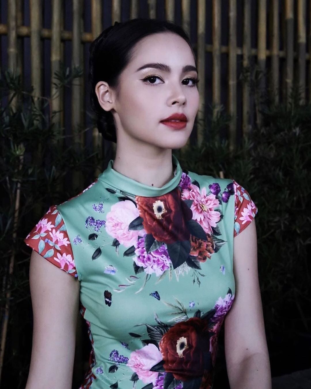 Urassaya Sperbund HD Images/Photo Gallery Download #6200816