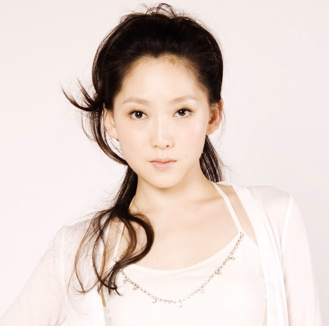 曹馨月 高清写真/照片下载 #3439498