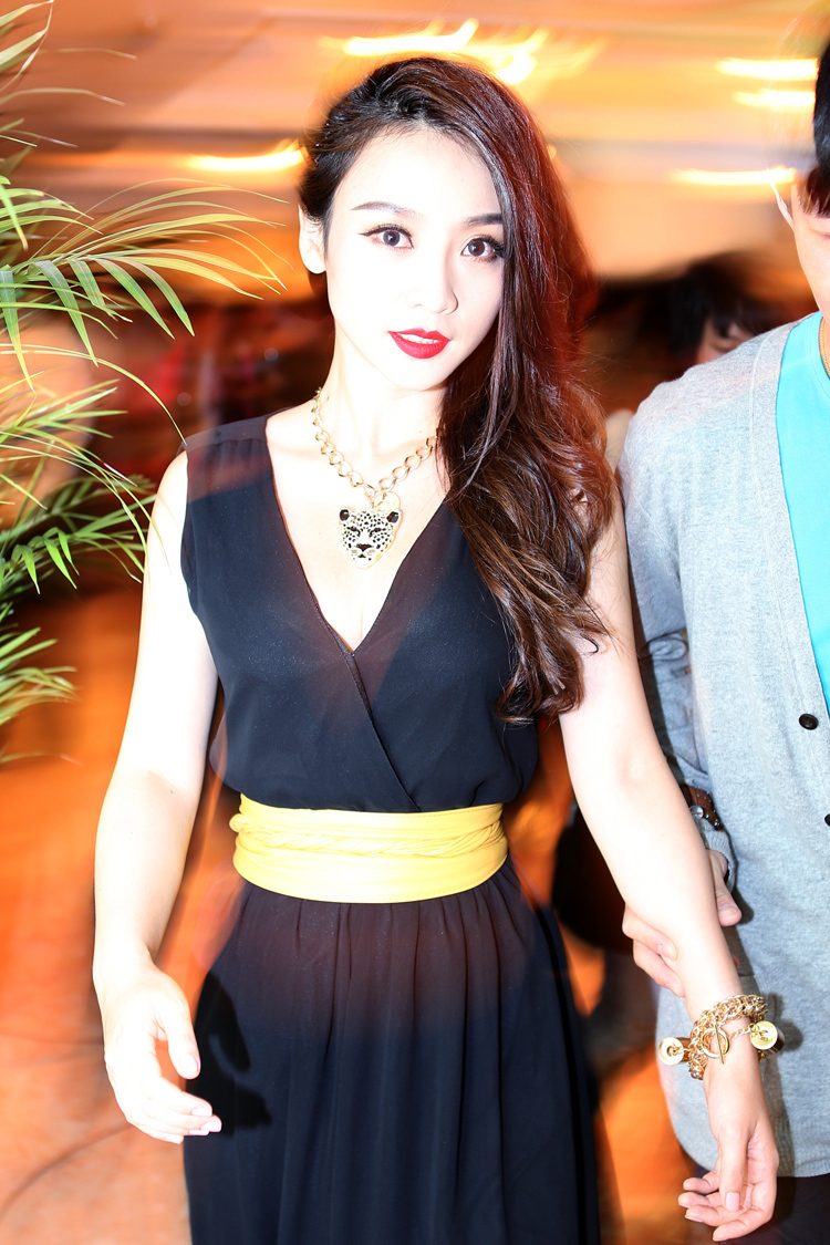Yan Liu HD Images/Photo Gallery Download #1976903
