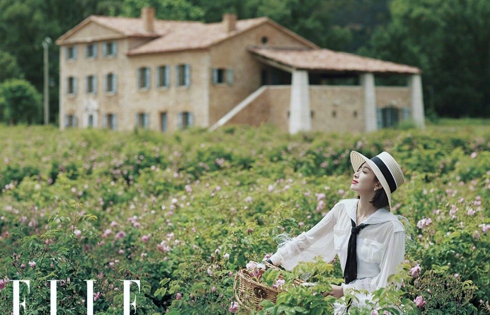 Victoria Song HD Images/Photo Gallery Download #2049787