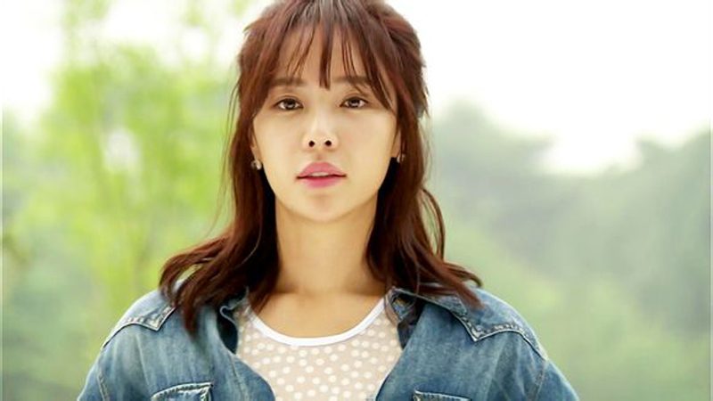 Jeong-eum Hwang HD Images/Photo Gallery Download #6974980