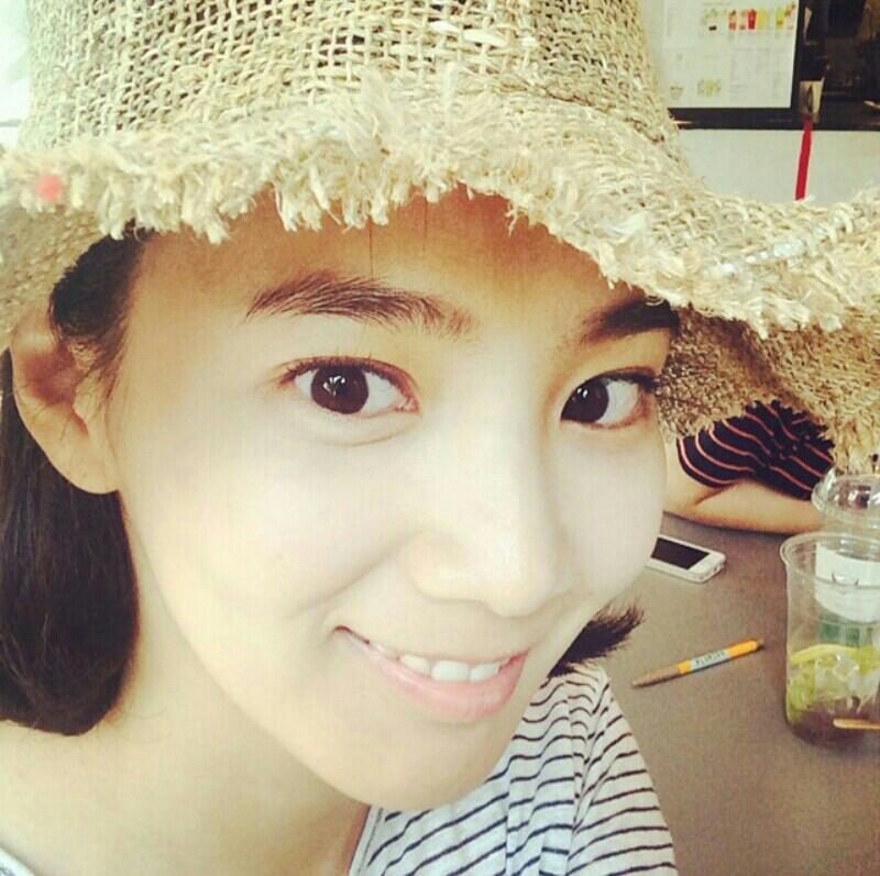 Seung-ah Yun HD Images/Photo Gallery Download #7027013