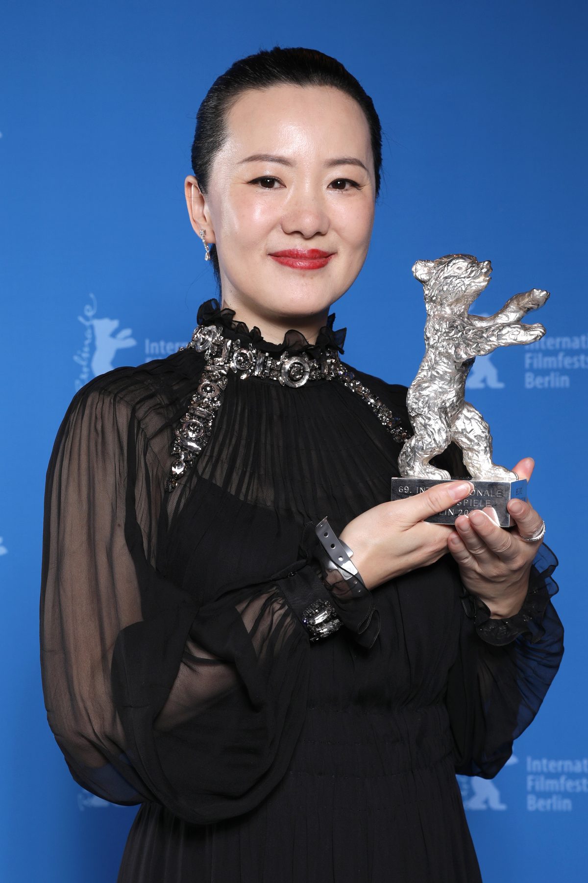 Mei Yong HD Images/Photo Gallery Download #7042955