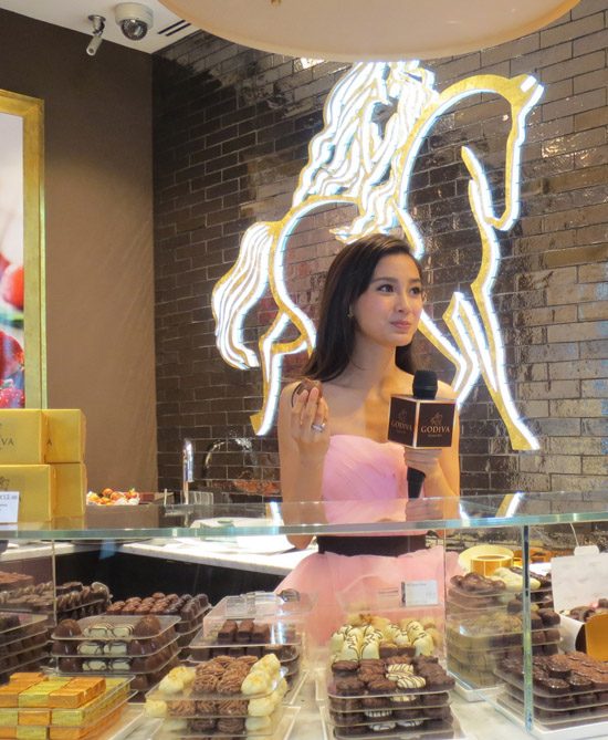 Angelababy HD Images/Photo Gallery Download #6647788