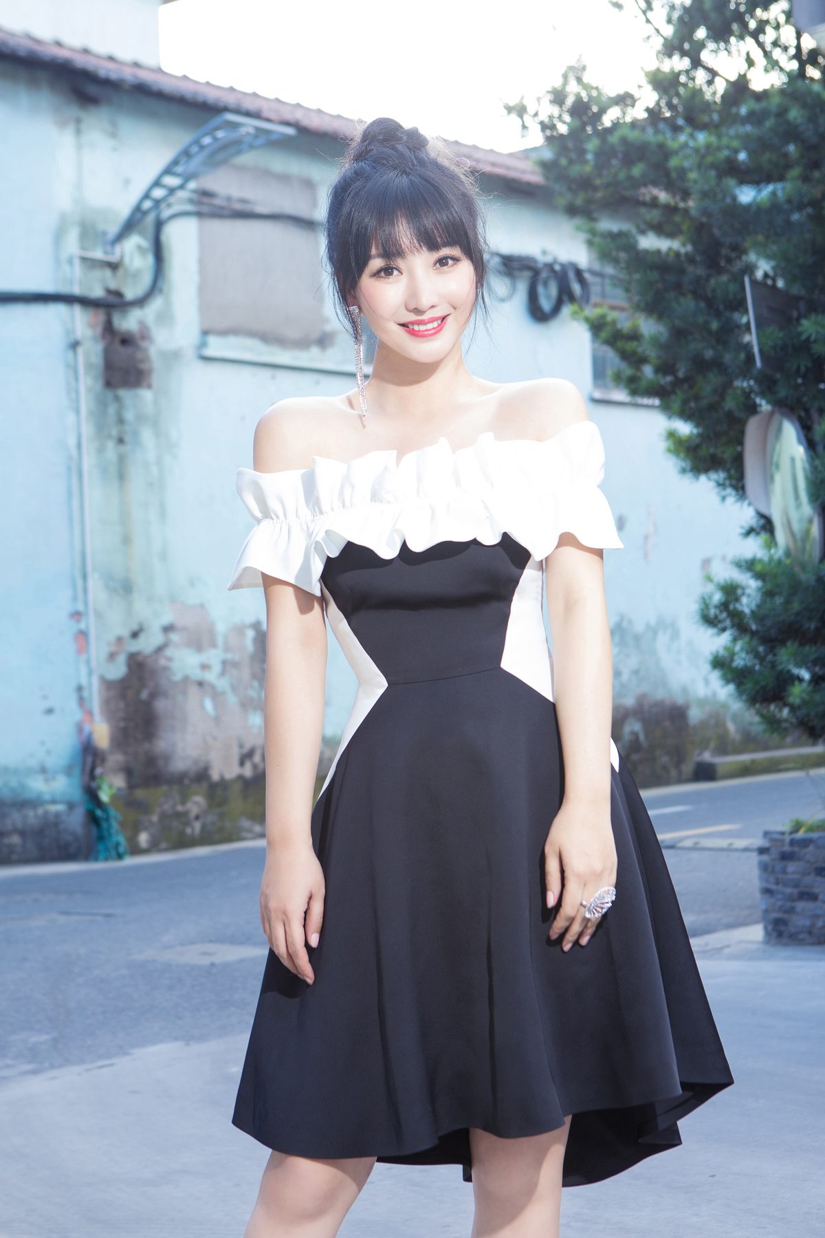 Yan Liu HD Images/Photo Gallery Download #1970353