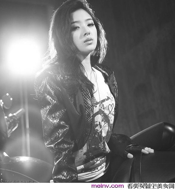 Hanyun Zhang HD Images/Photo Gallery Download #1962745