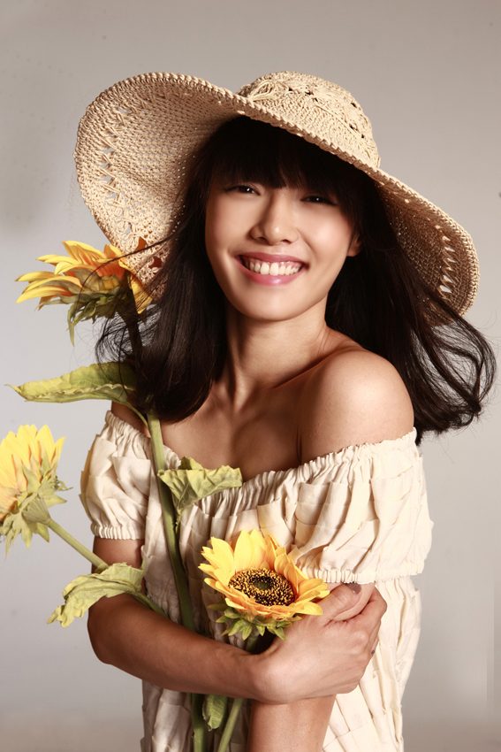 Baihe Bai HD Images/Photo Gallery Download #6976914