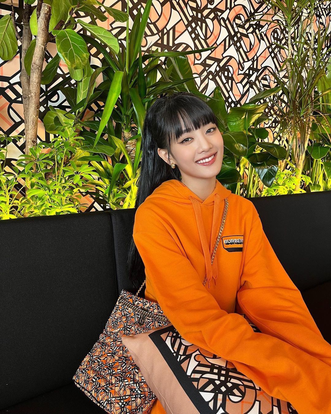 Minnie Nicha Yontararak HD Images/Photo Gallery Download #7929314