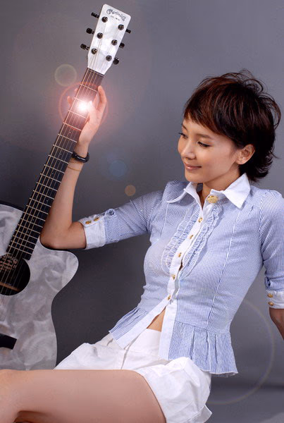 刘钇彤 高清写真/照片下载 #2187316