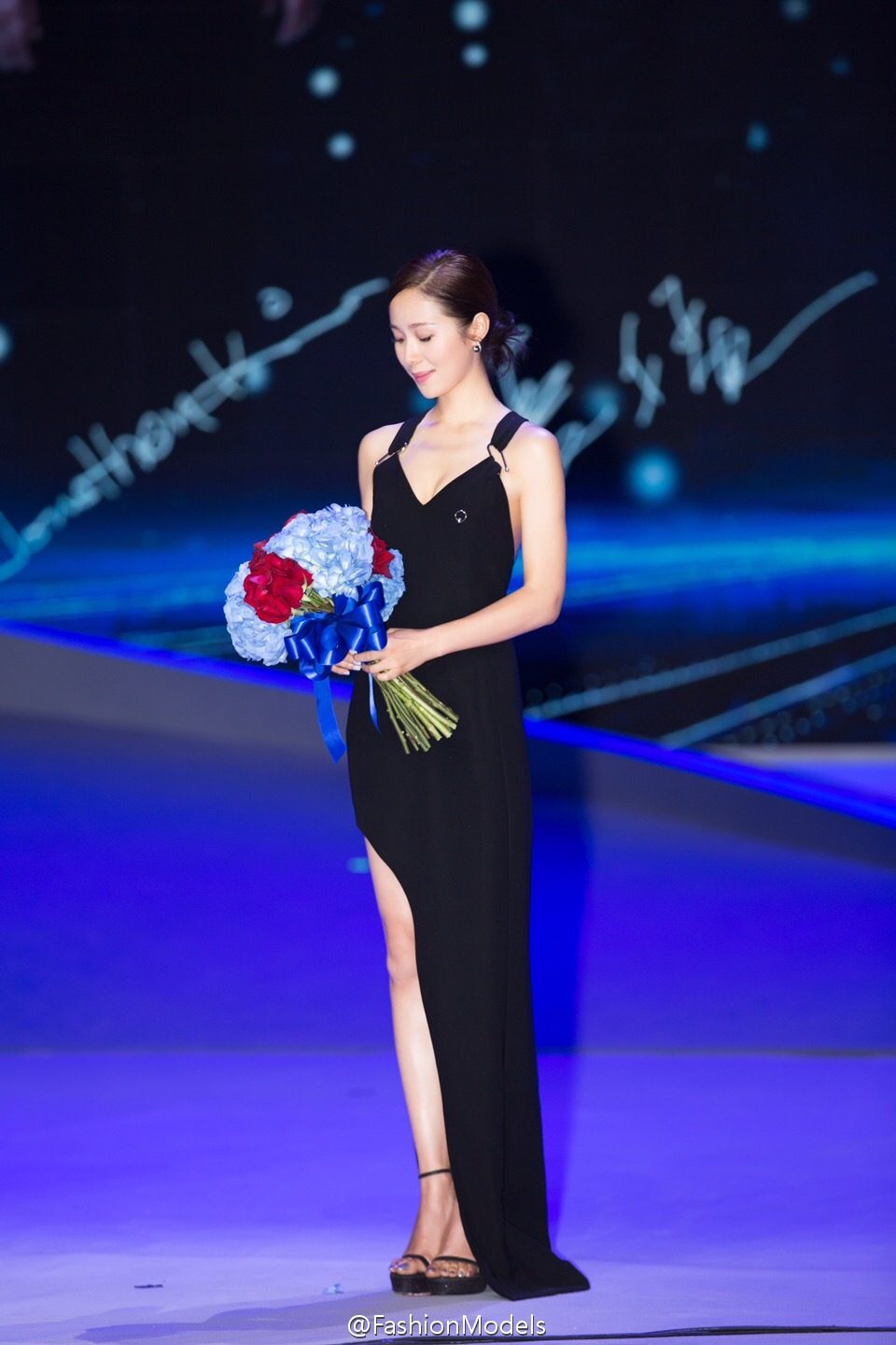 Yiyan Jiang HD Images/Photo Gallery Download #1891266