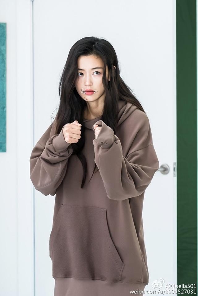 전지현 HD 이미지/사진 갤러리 다운로드 #936672