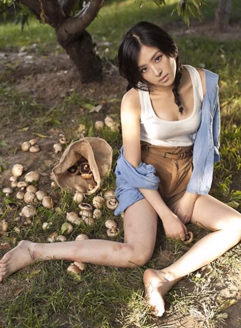 Hanyun Zhang HD Images/Photo Gallery Download #1962690