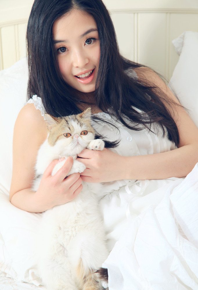 Hanyun Zhang HD Images/Photo Gallery Download #1963274