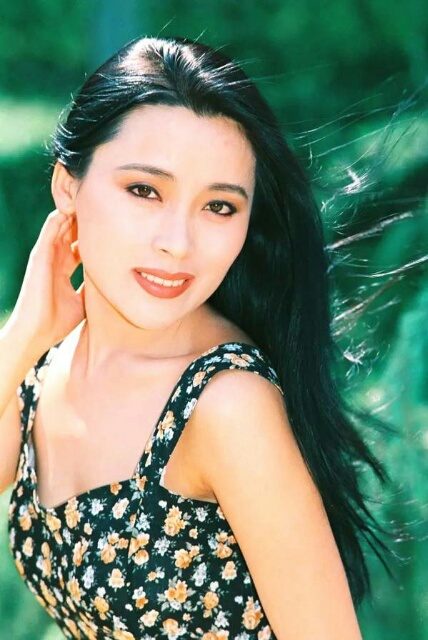 Xin Liu HD Images/Photo Gallery Download #1810869
