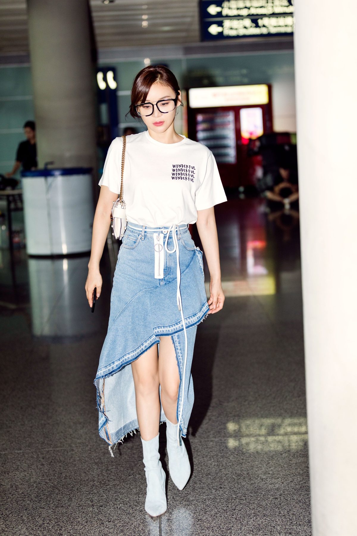 Shanshan Yuan HD Images/Photo Gallery Download #2025109