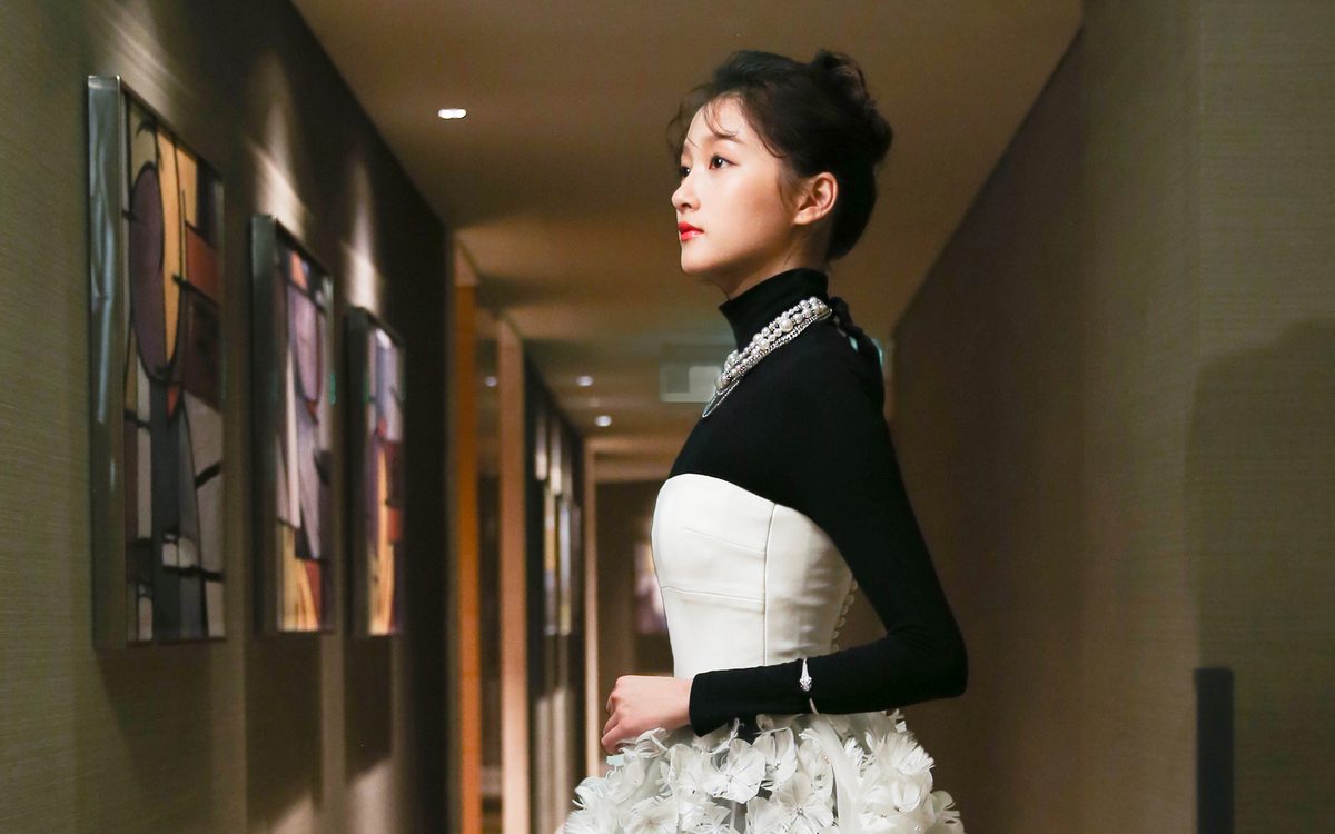 Xiaotong Guan HD Images/Photo Gallery Download #7041551