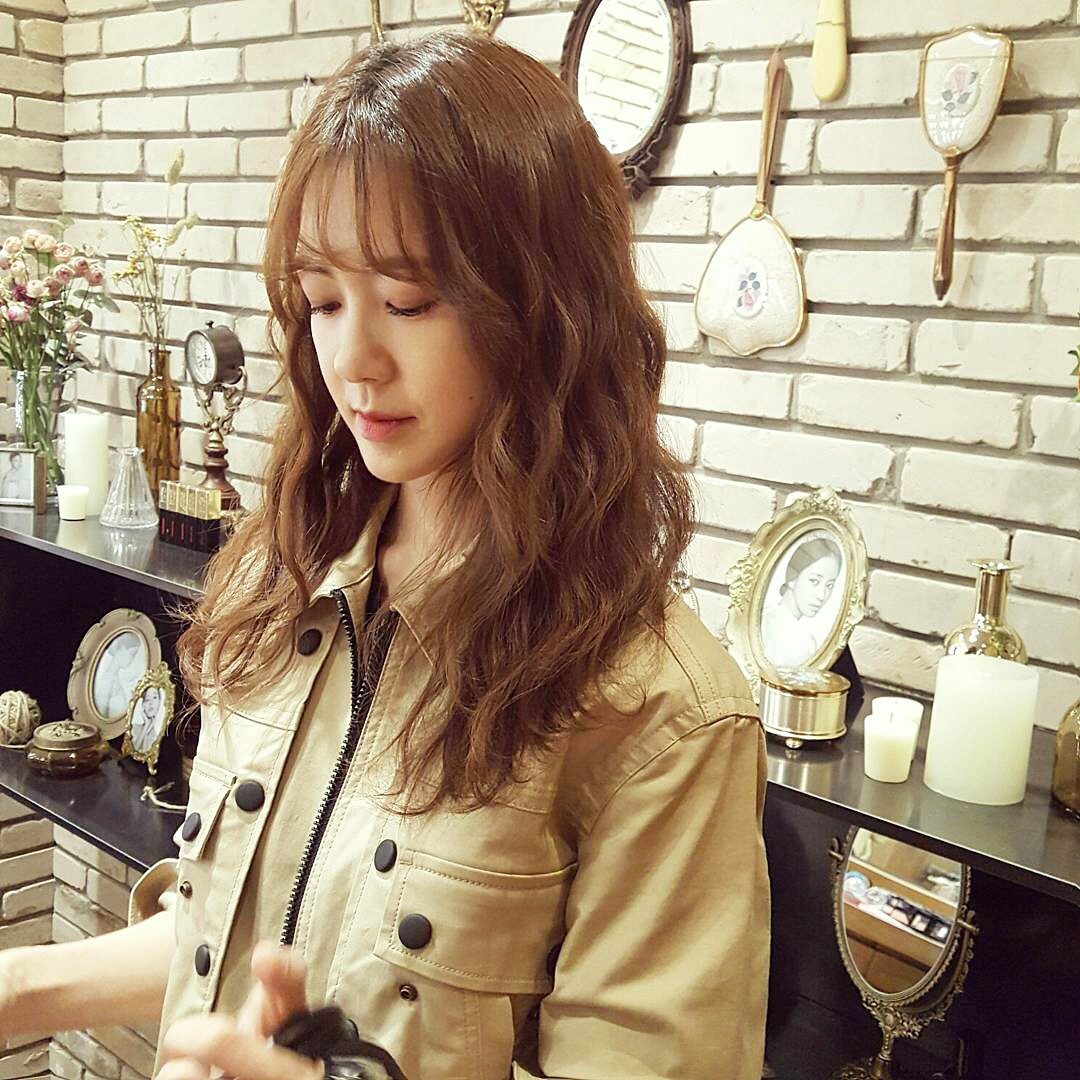 이요원 HD 이미지/사진 갤러리 다운로드 #6980837