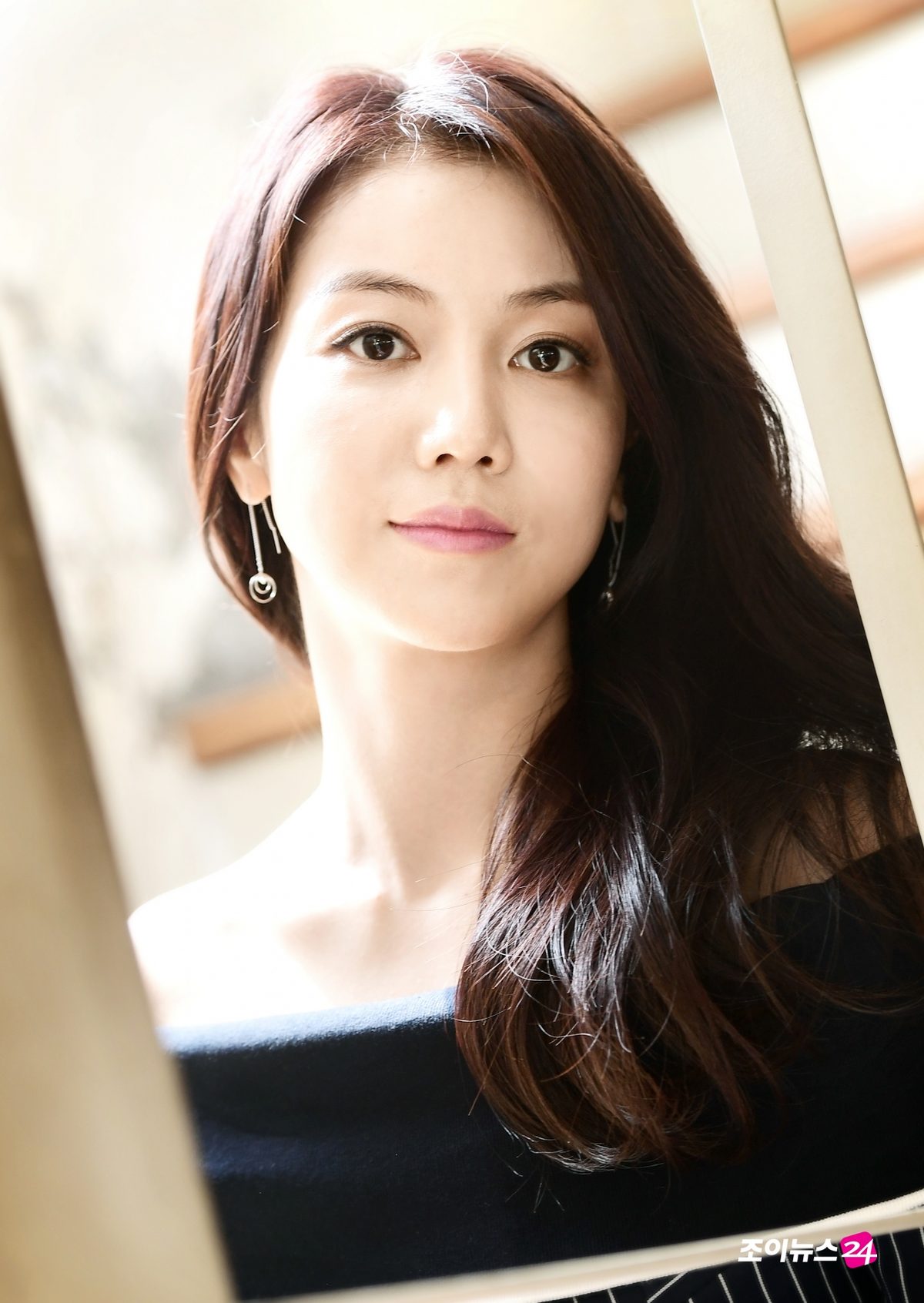 Ok-bin Kim HD Images/Photo Gallery Download #1640091