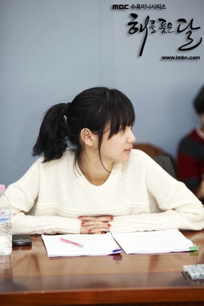 Seung-ah Yun HD Images/Photo Gallery Download #6979811
