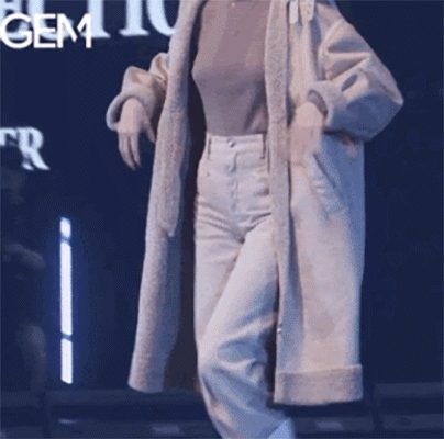 三吉彩花 高清写真/照片下载 #6016946