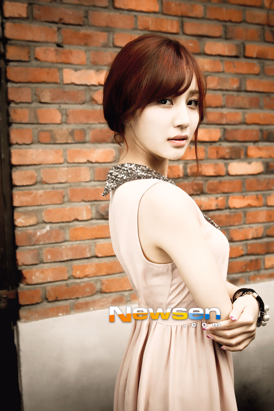 尹真伊 高清写真/照片下载 #3355653