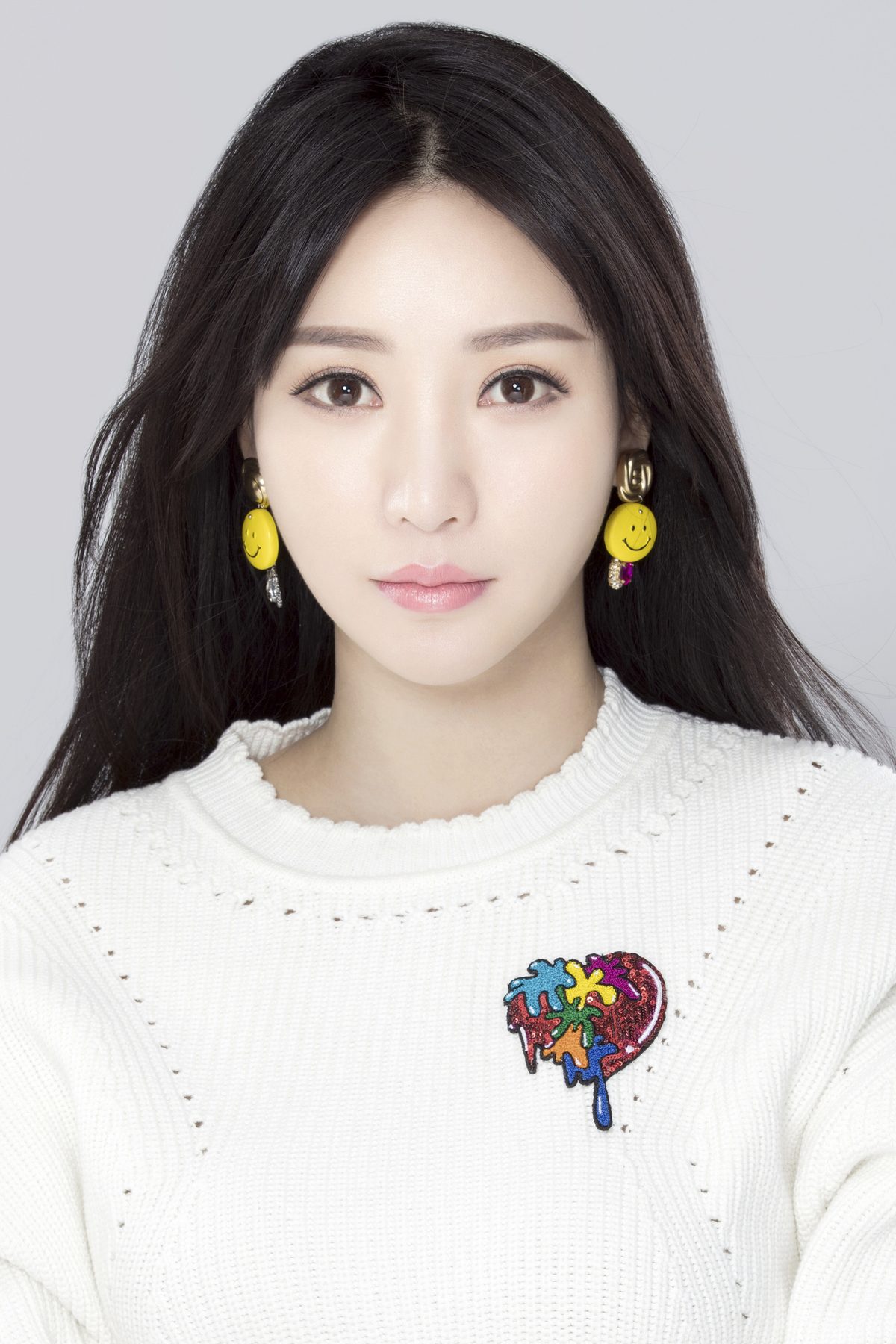 Yan Liu HD Images/Photo Gallery Download #1975736