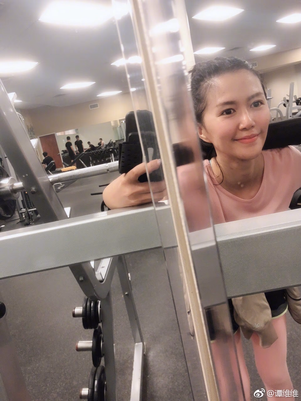 Weiwei Tan HD Images/Photo Gallery Download #3495486