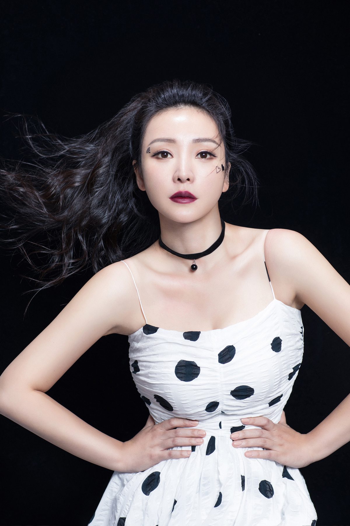 Yan Liu HD Images/Photo Gallery Download #1970180