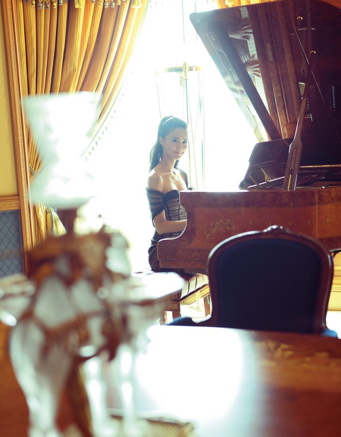 Xinyi Zhang HD Images/Photo Gallery Download #7023218